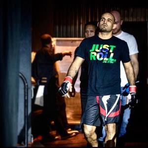 Meet your Posher, Caio cesar